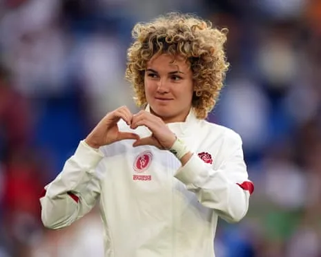 England's Kildunne and Botterman Fit to Take On France in Semi-final